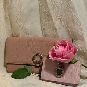 Elegant Pink BVLGARI wallet set